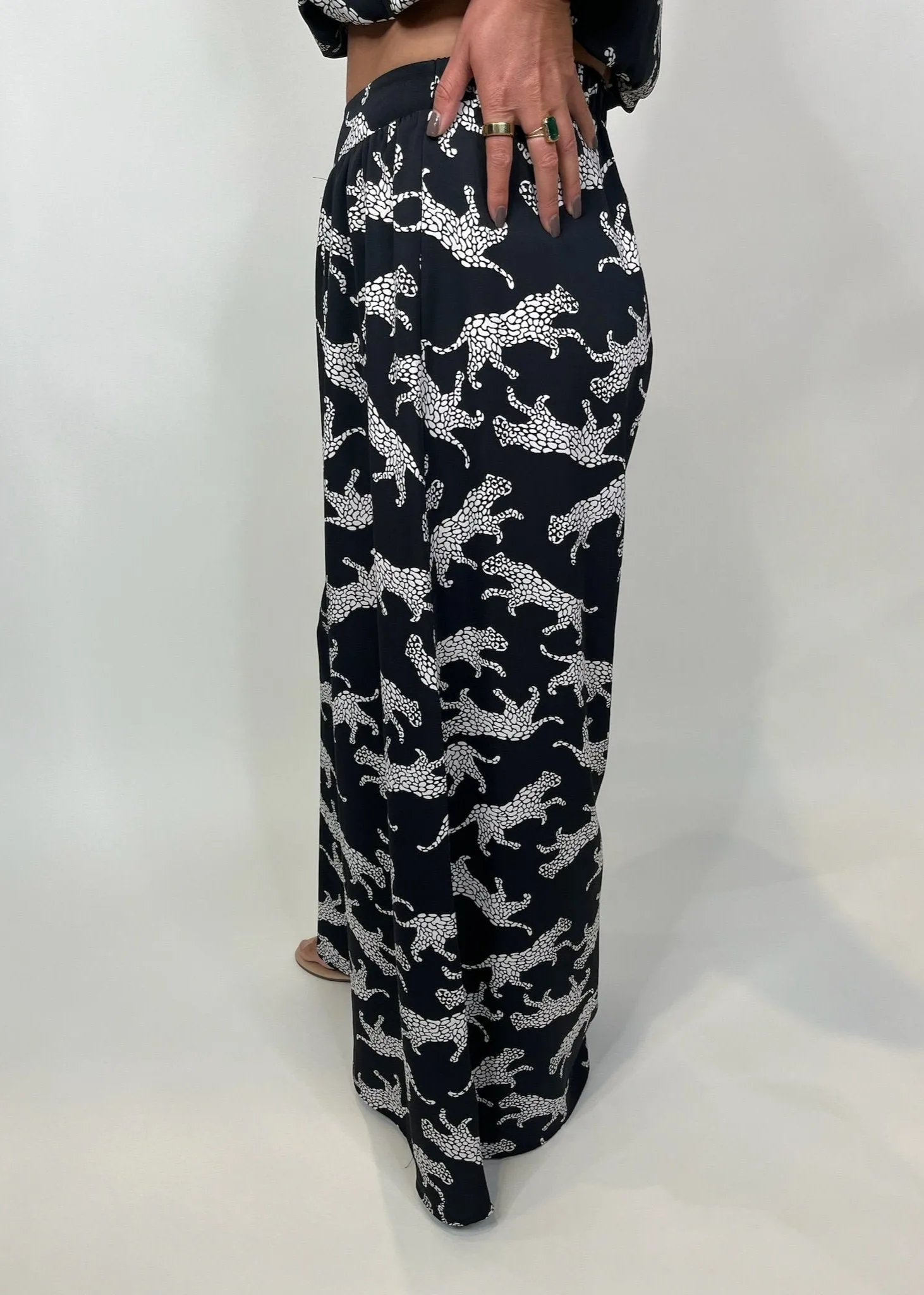 KLD Printed Wide Leg Animal Pant Black