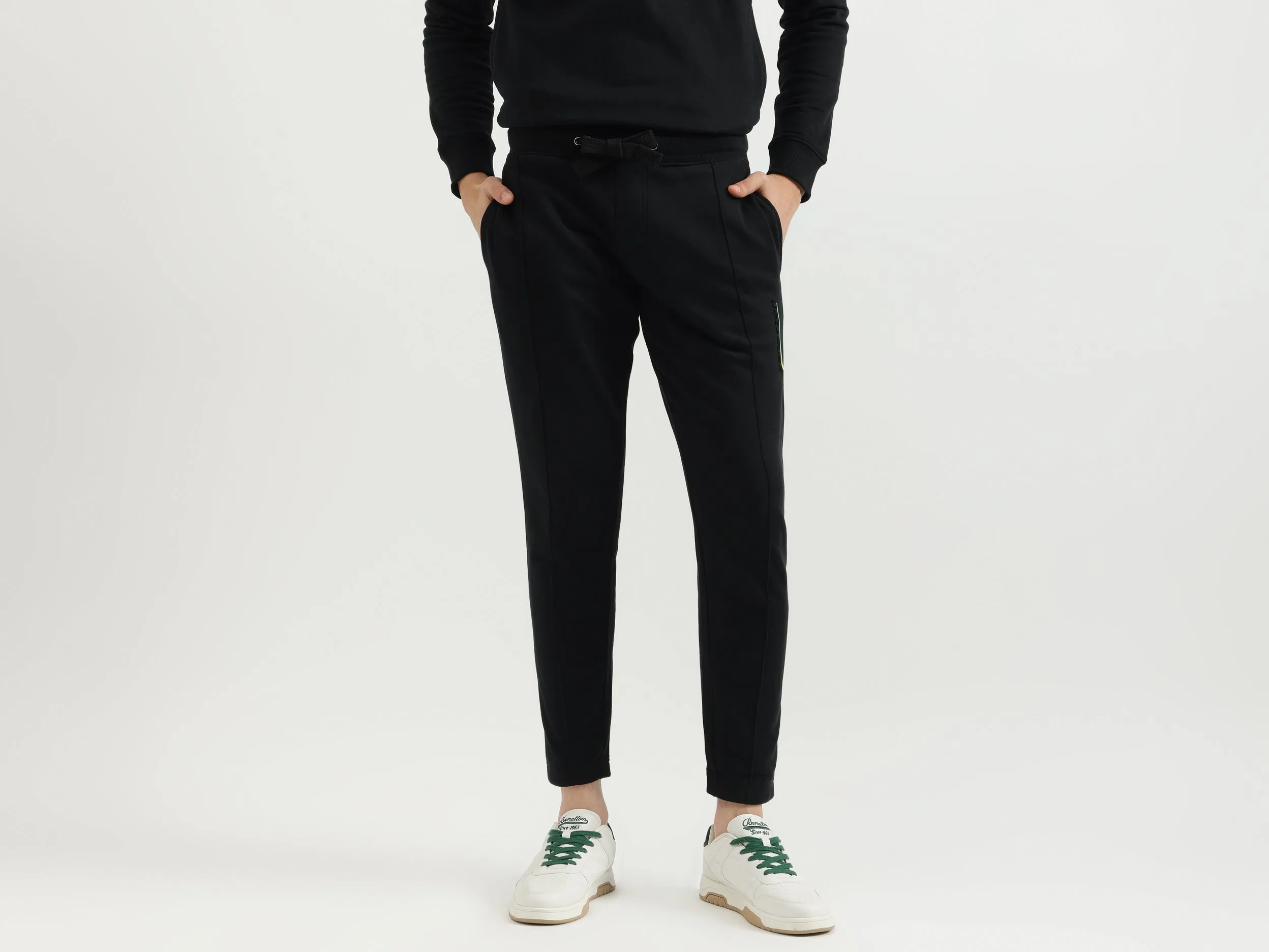 Solid Regular Fit Sweatpants