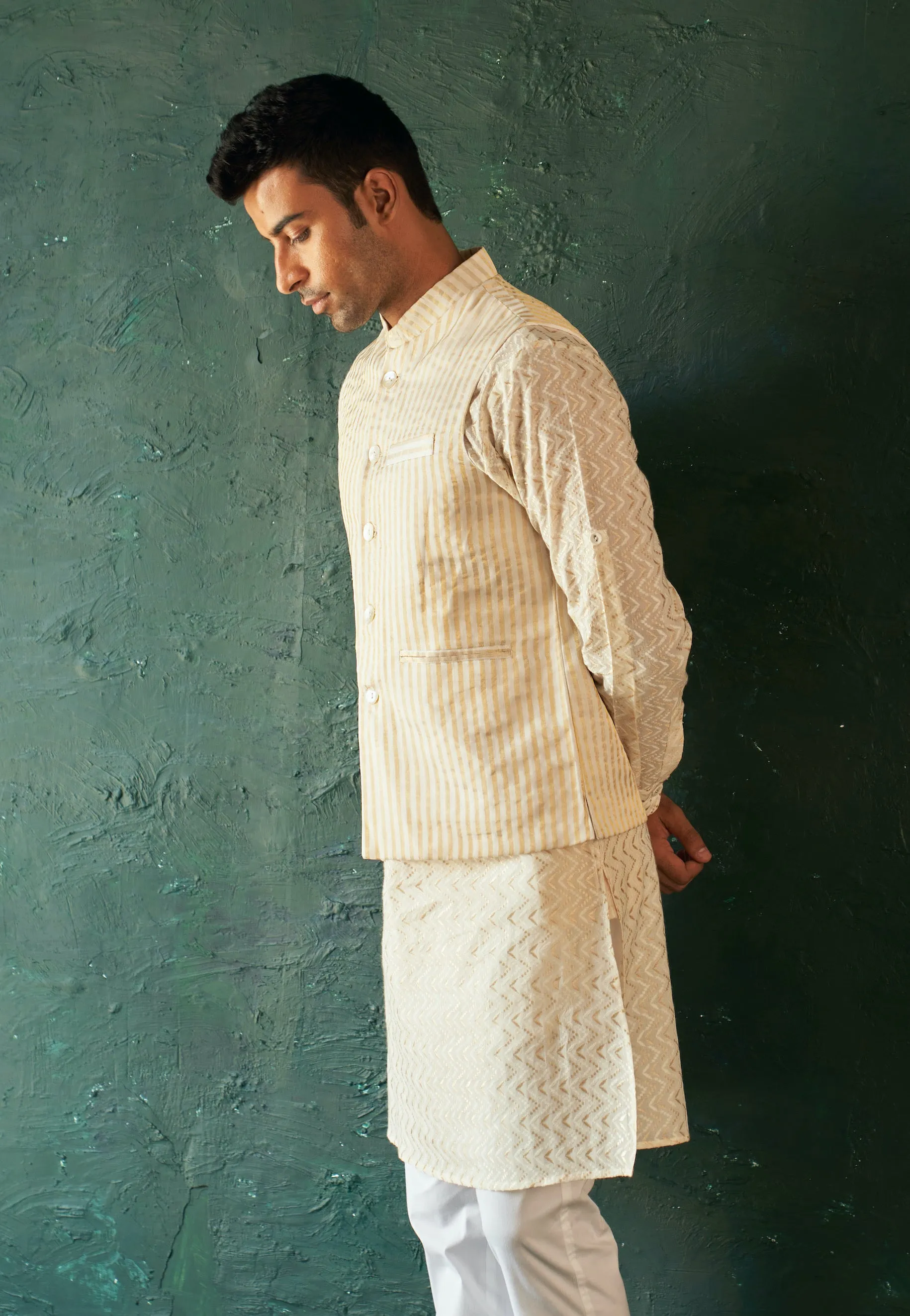 White straight kurta and nehru jacket set